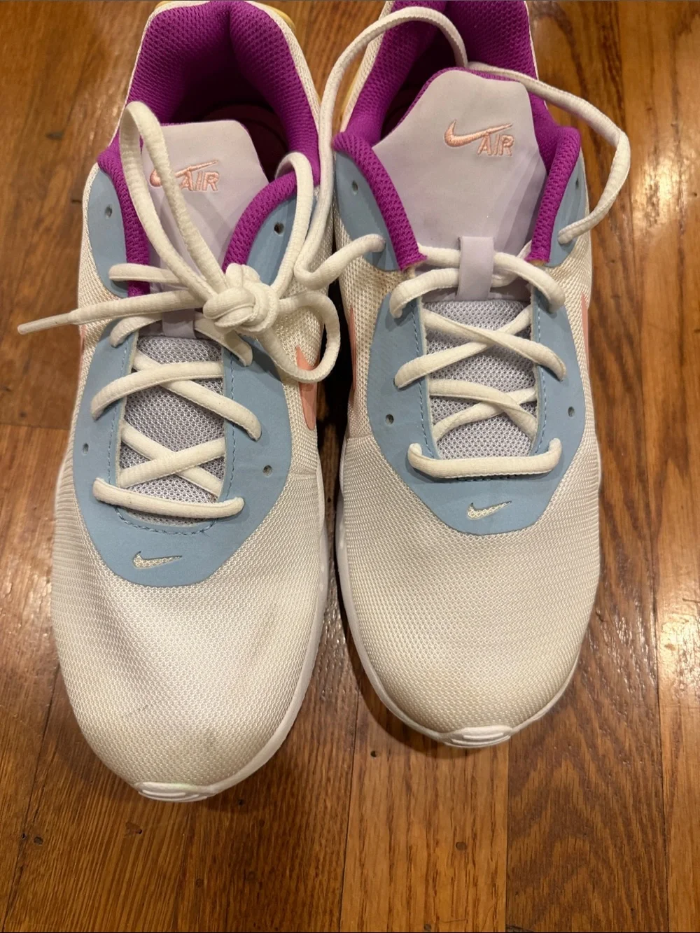 Nike breathable white